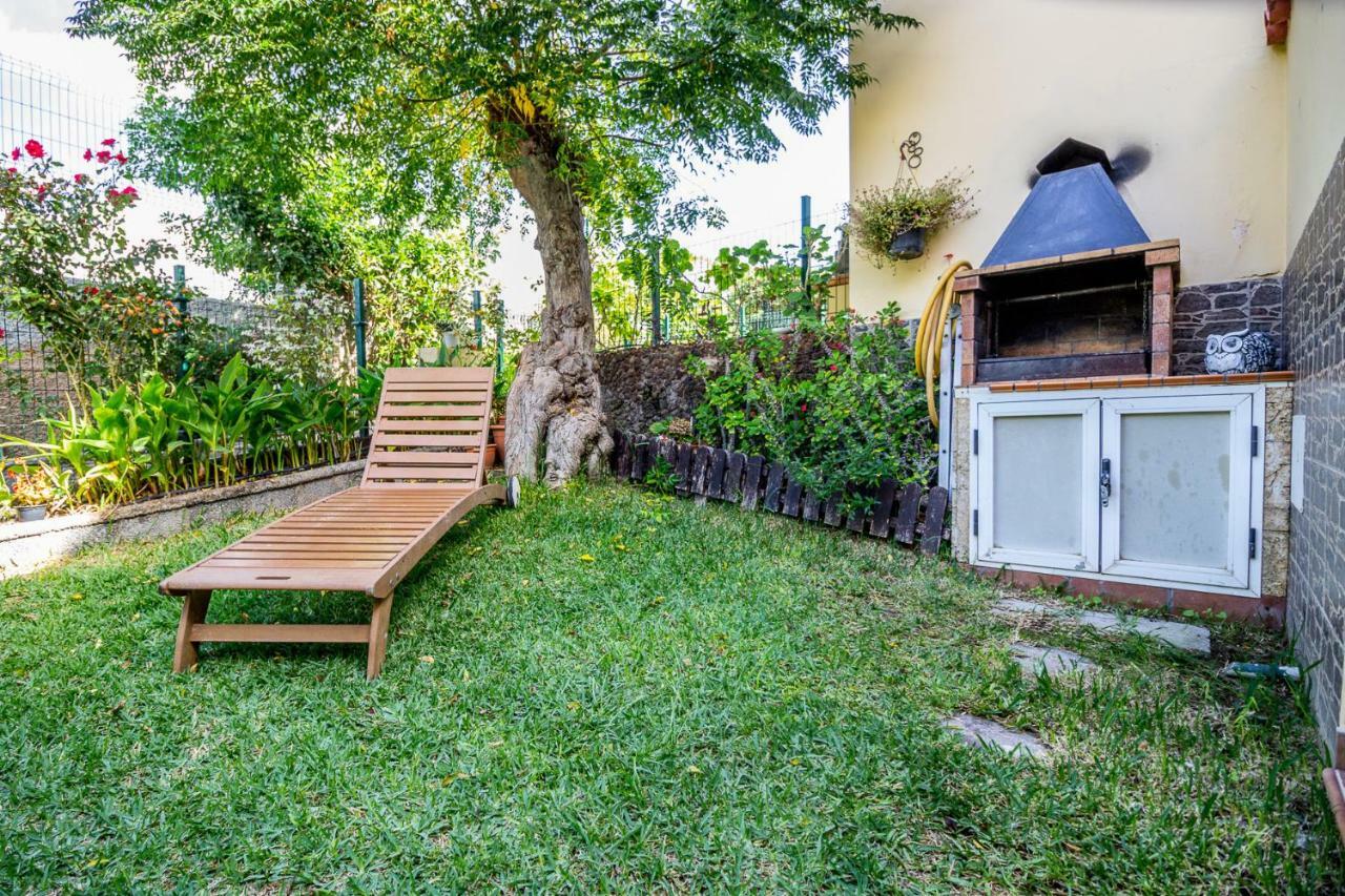 Сasa de vacaciones Martina Bungalow With Garden, Bbq, And Pools *