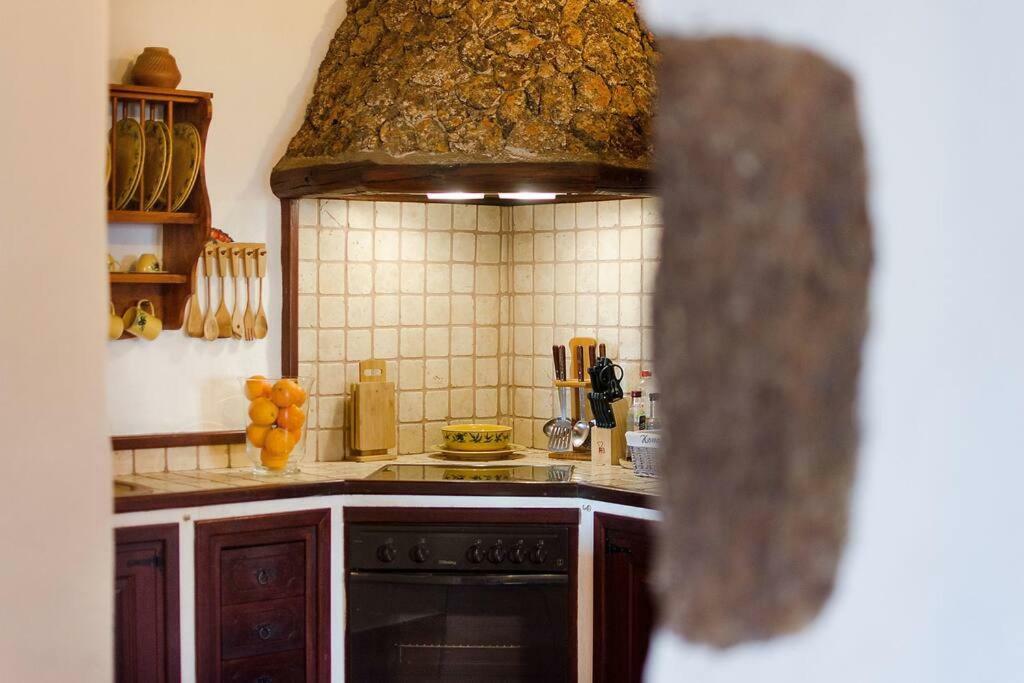 El Caserío De Güime Con Piscina Climatizada Casa rural