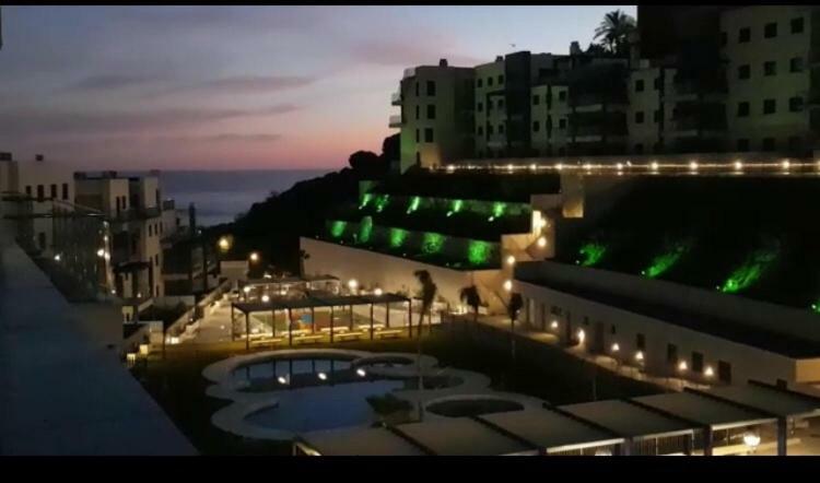 ático De Lujo 90m De Terraza Y Jacuzzi Privado En Cabria, Almuñecar Almuñécar