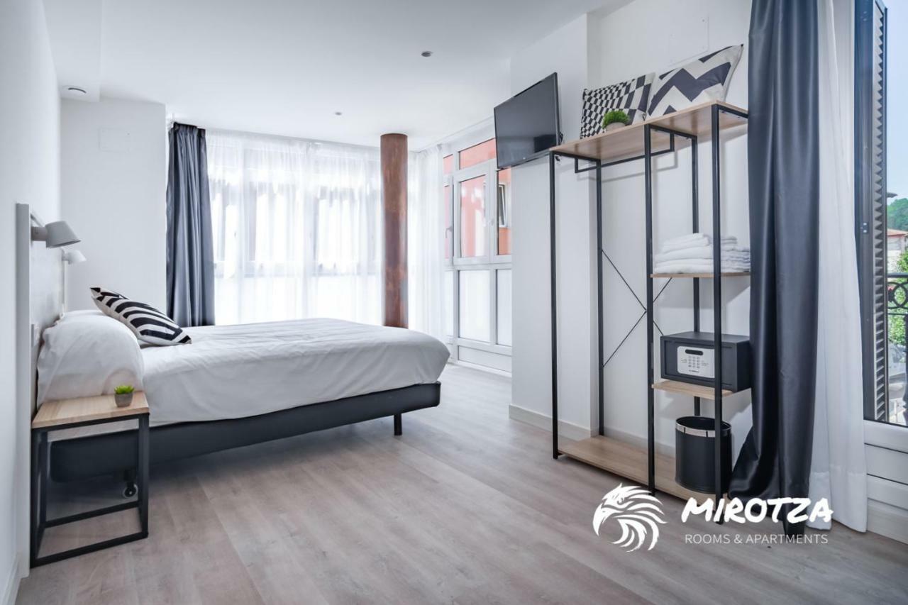 Apartahotel Mirotza And