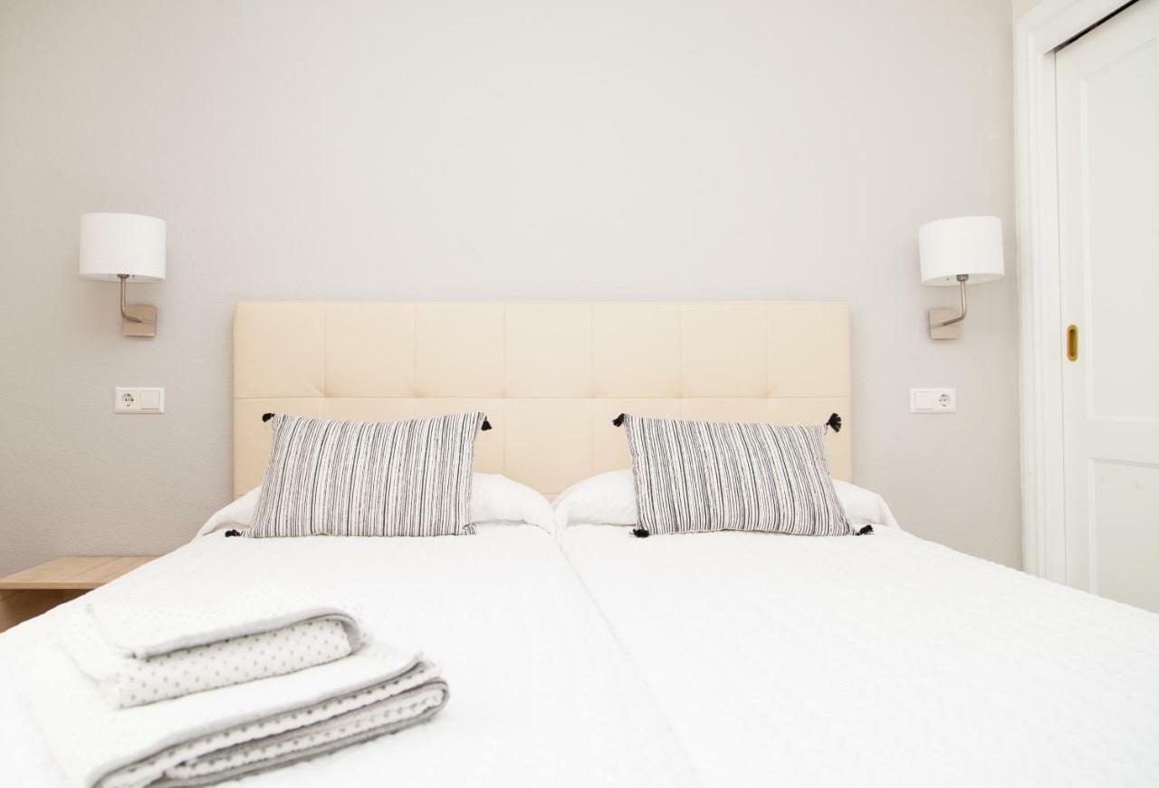Jardines Del Puerto For Up To 6, Totally Refurbished 2025, Gardens, Pools, Garage, Wifi Apartment *