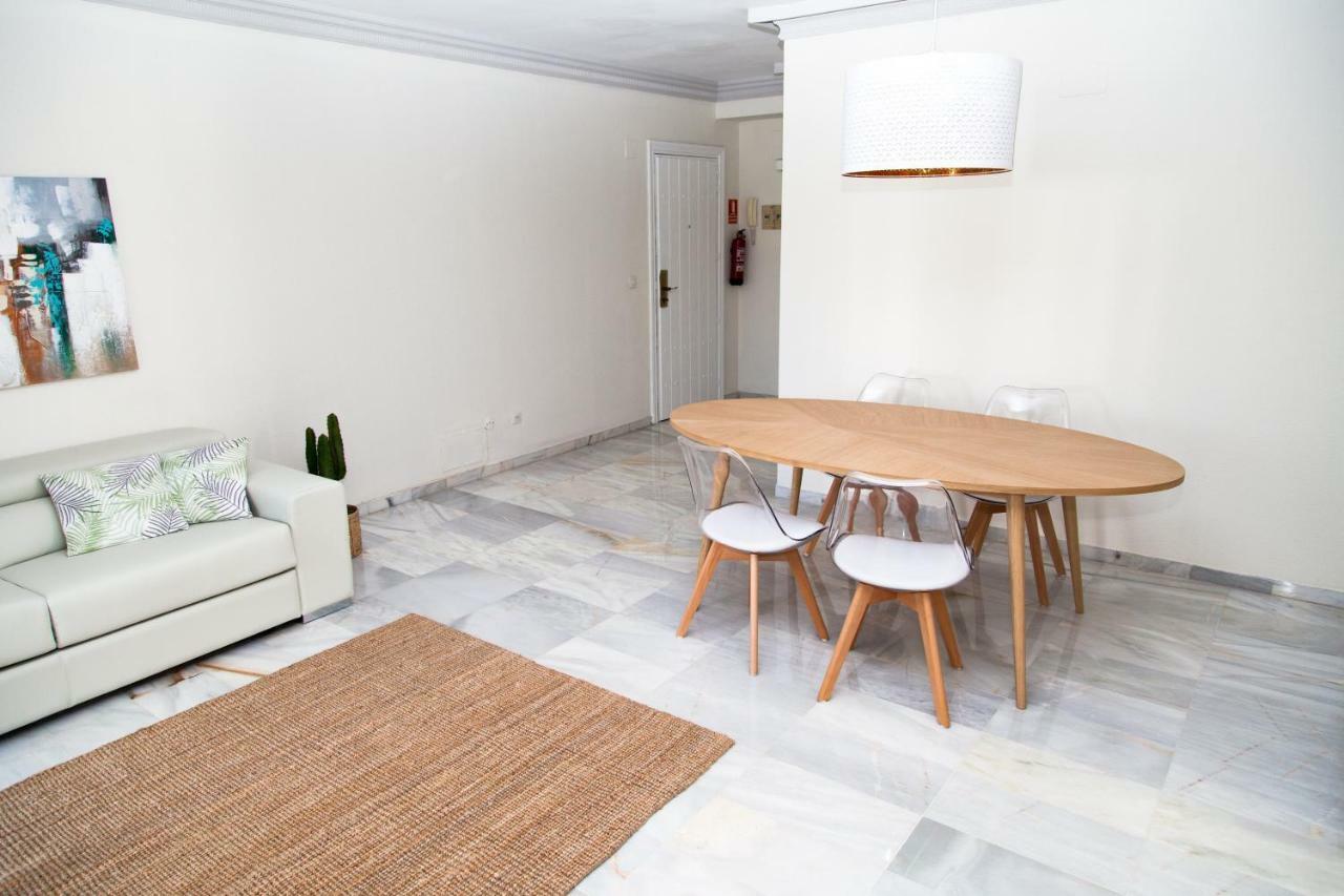 Apartment Jardines Del Puerto For Up To 6, Totally Refurbished 2025, Gardens, Pools, Garage, Wifi Marbella
