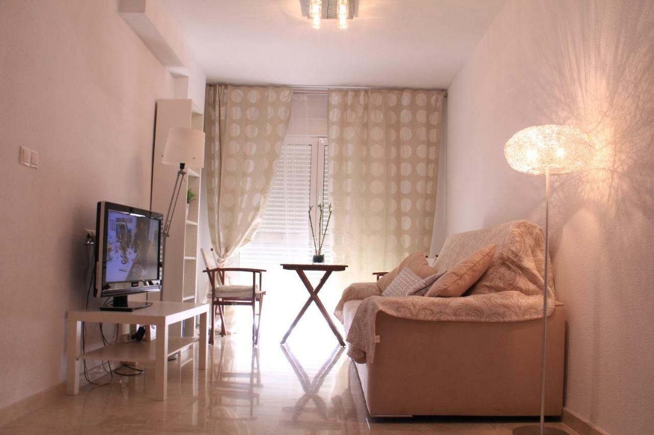 Sunny Apartments, Centre Apartment *