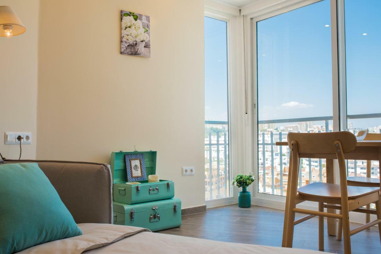 Seafront Top Floor Studio * Benalmádena