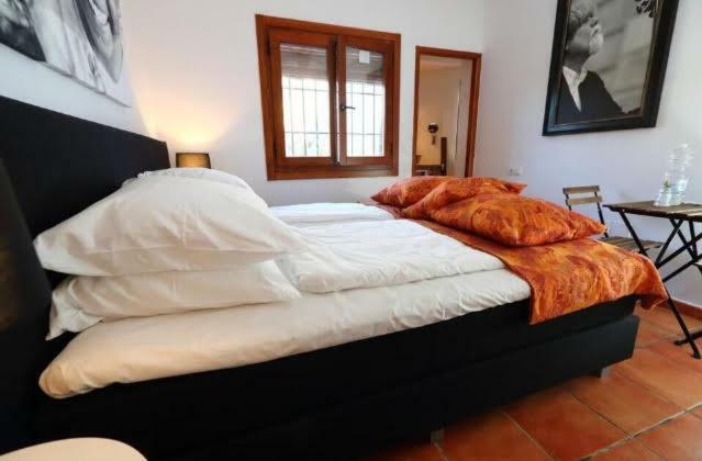 Bed and breakfast Casaluthel Torrox