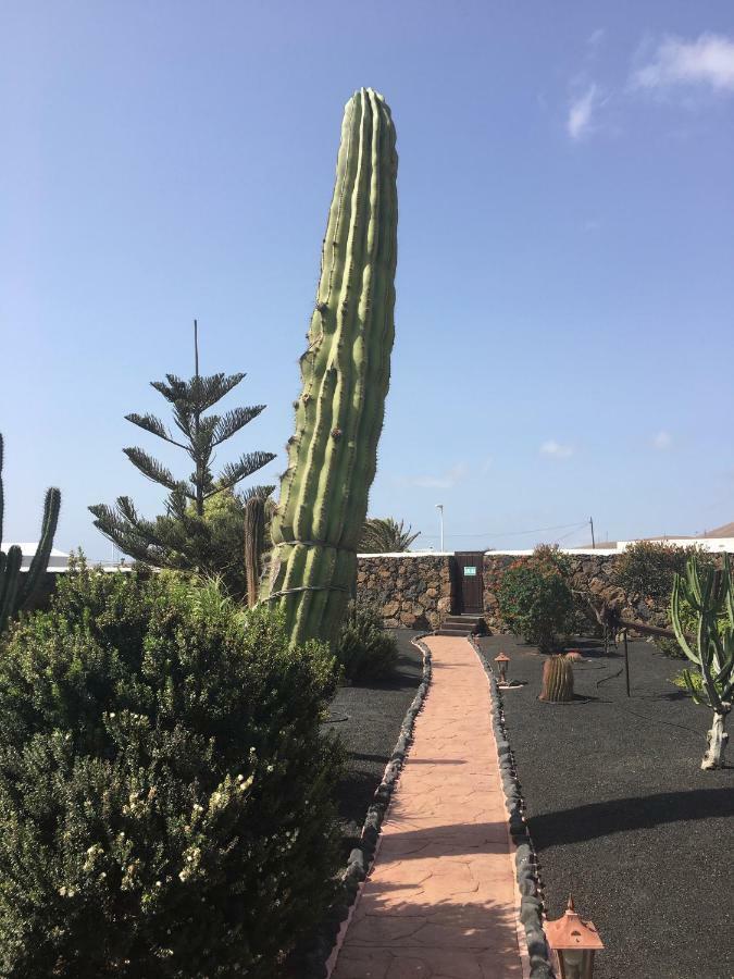 El Caserío De Güime Con Piscina Climatizada Casa rural San Bartolomé