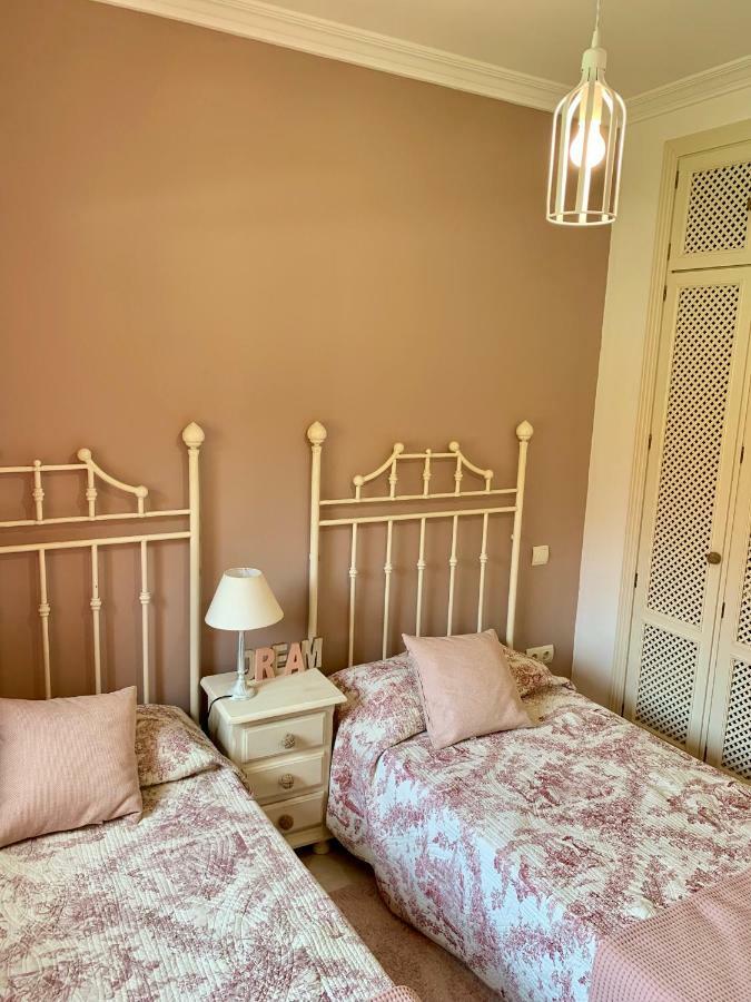 Beachside In Apartment Marbella