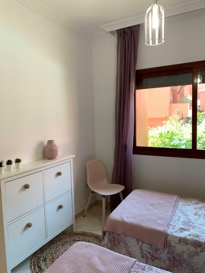 Beachside In Apartment