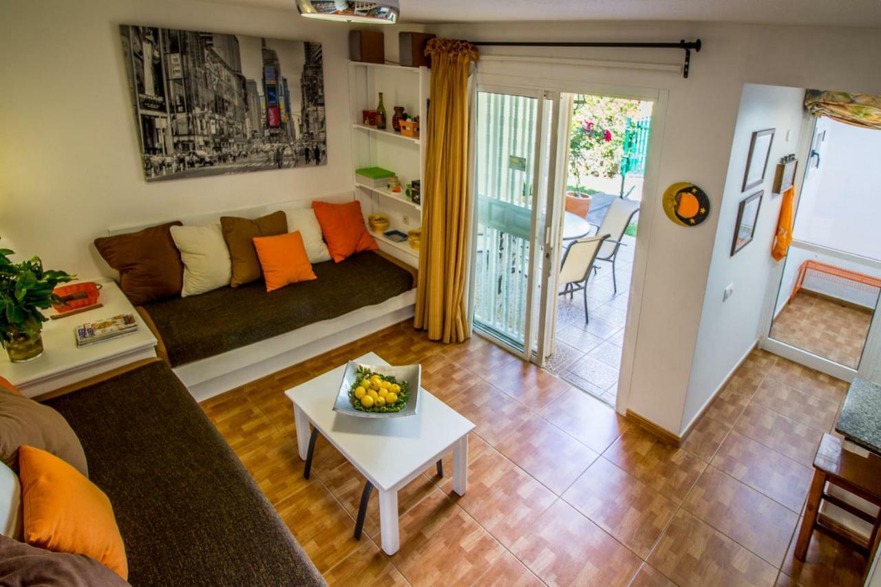 Сasa de vacaciones Martina Bungalow With Garden, Bbq, And Pools