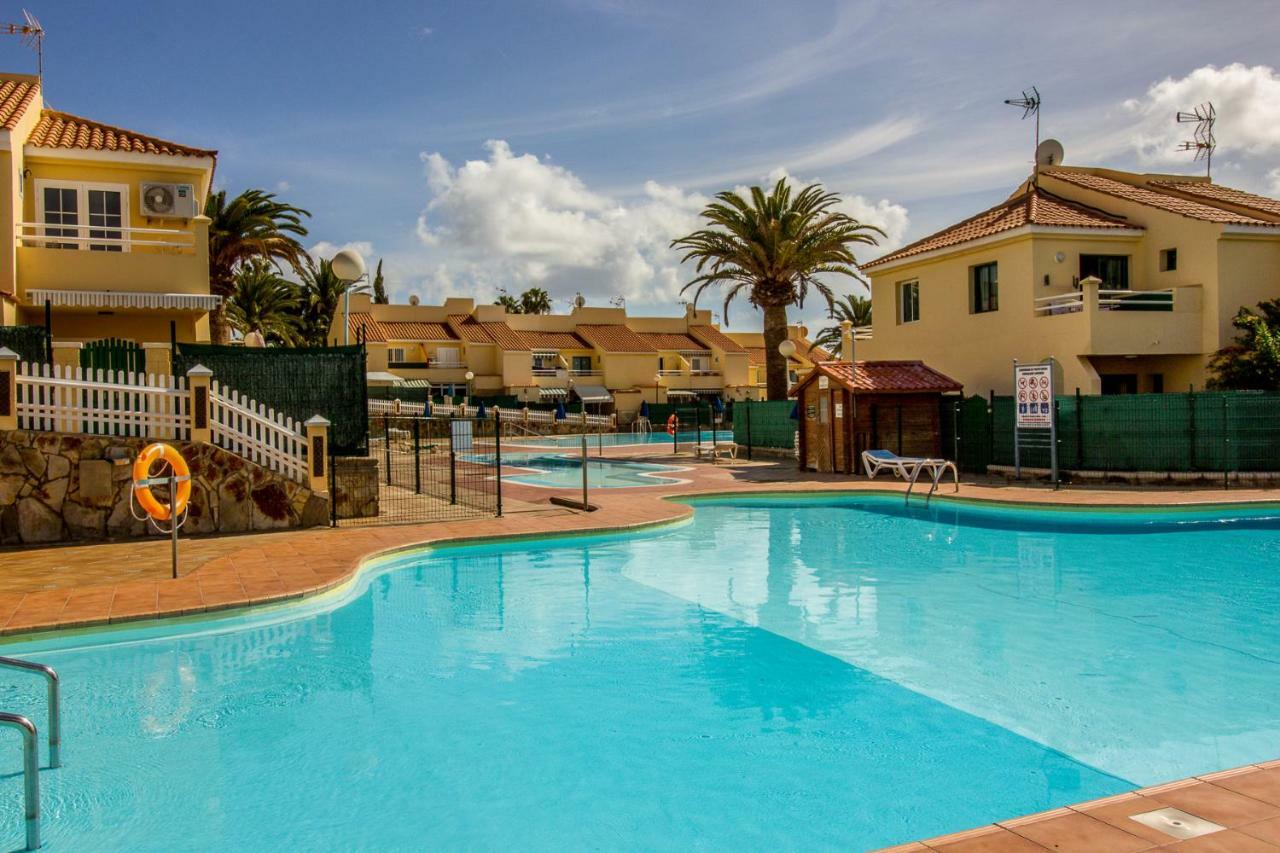 Martina Bungalow With Garden, Bbq, And Pools Сasa de vacaciones *