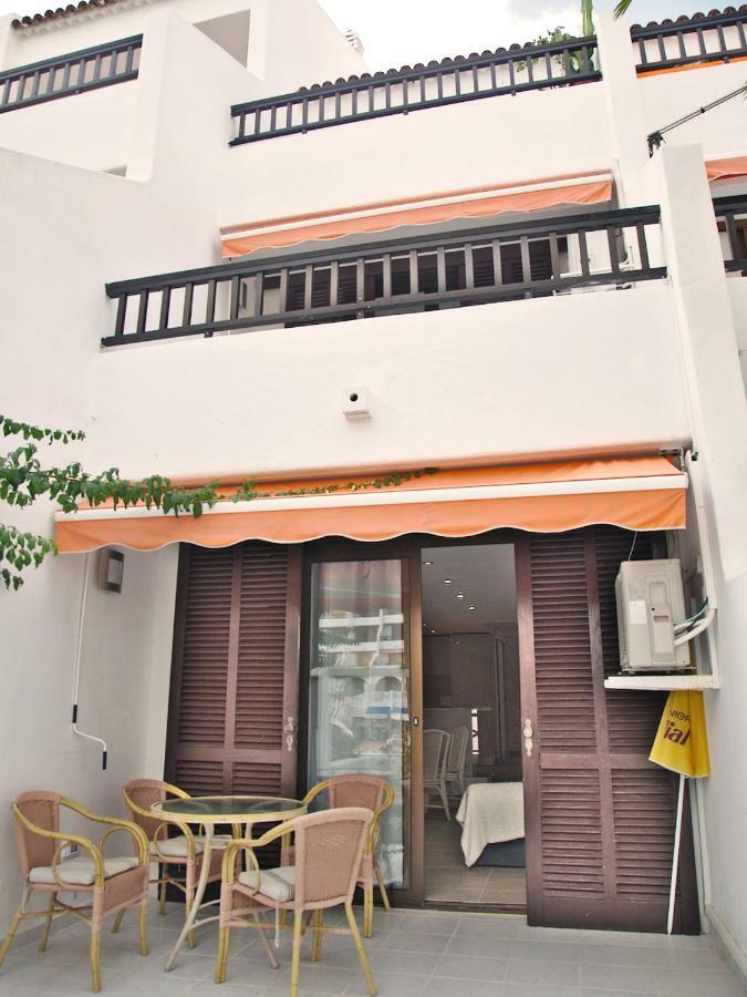 Holiday home 2 Min Walk To - Private Solarium *