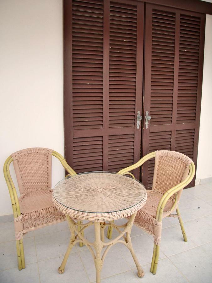 Holiday home 2 Min Walk To - Private Solarium