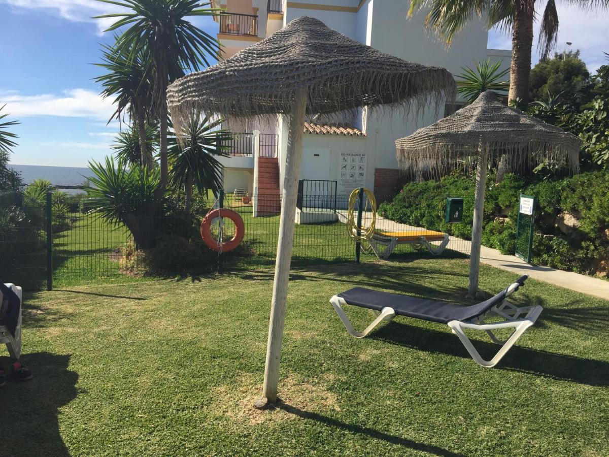 Balcon Del Mar, First Line Of The *