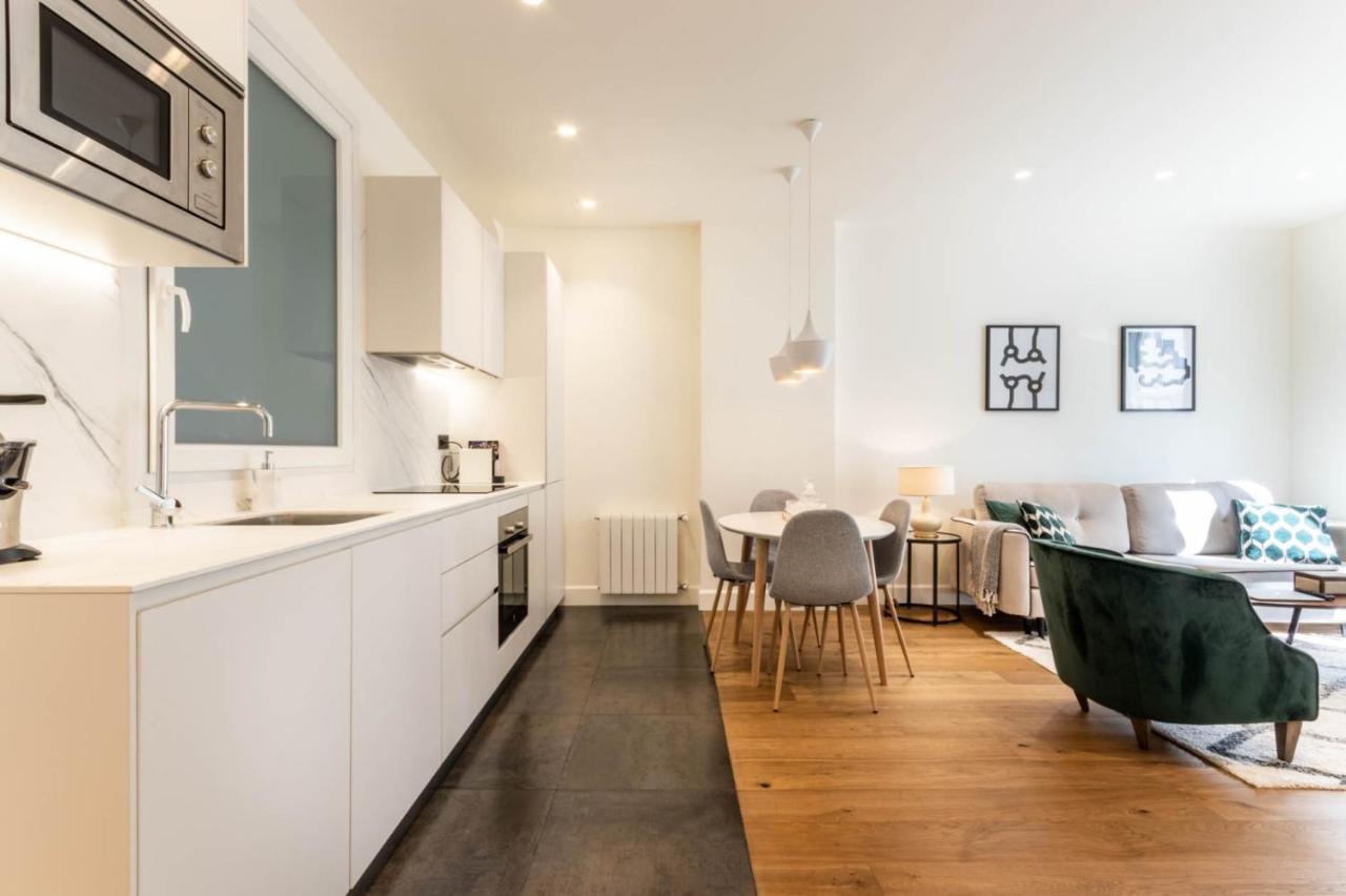 Luxury Guggenheim Museum Apartment Bilbao