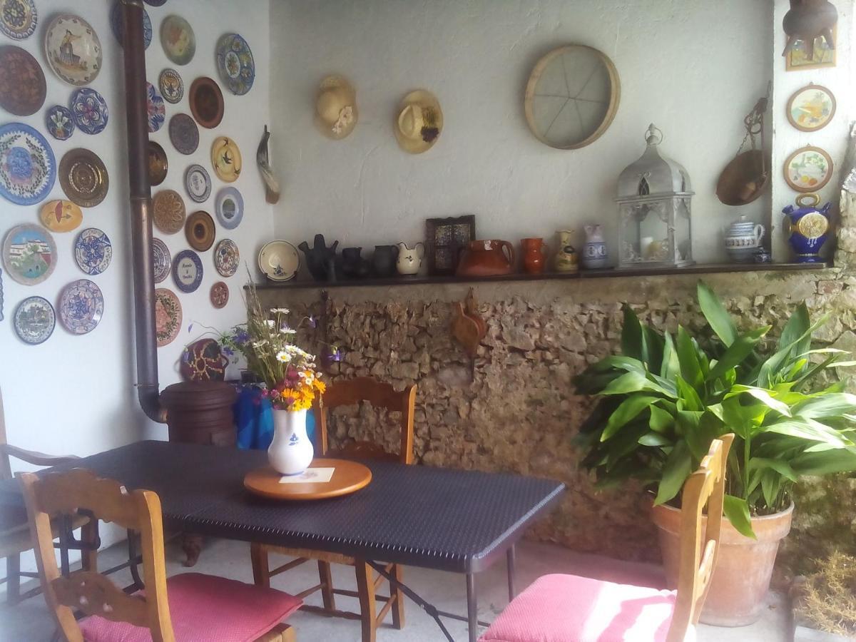 Habitación en casa particular Casa De Aldea La Galeria 2 Trisqueles Póo