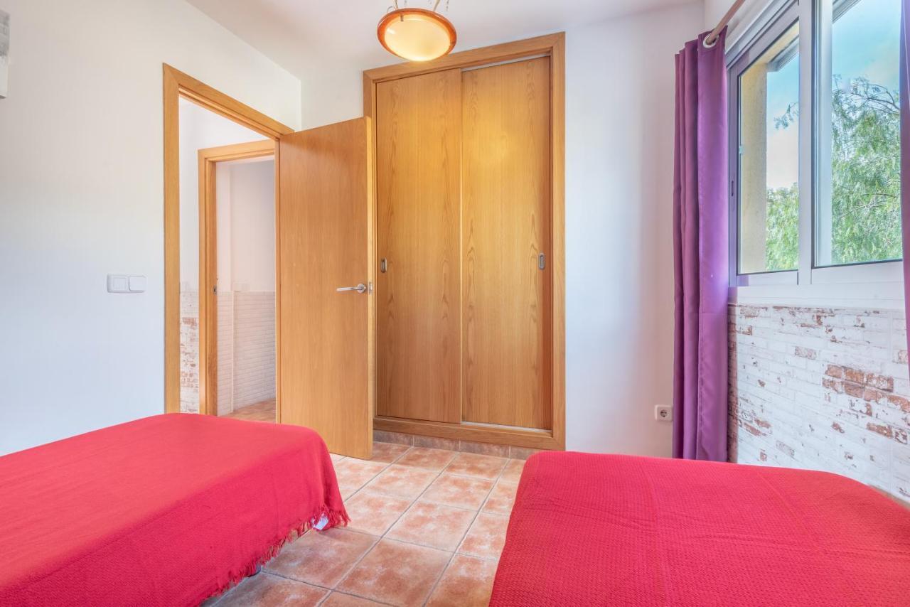 Holiday home Adosado Con Piscina