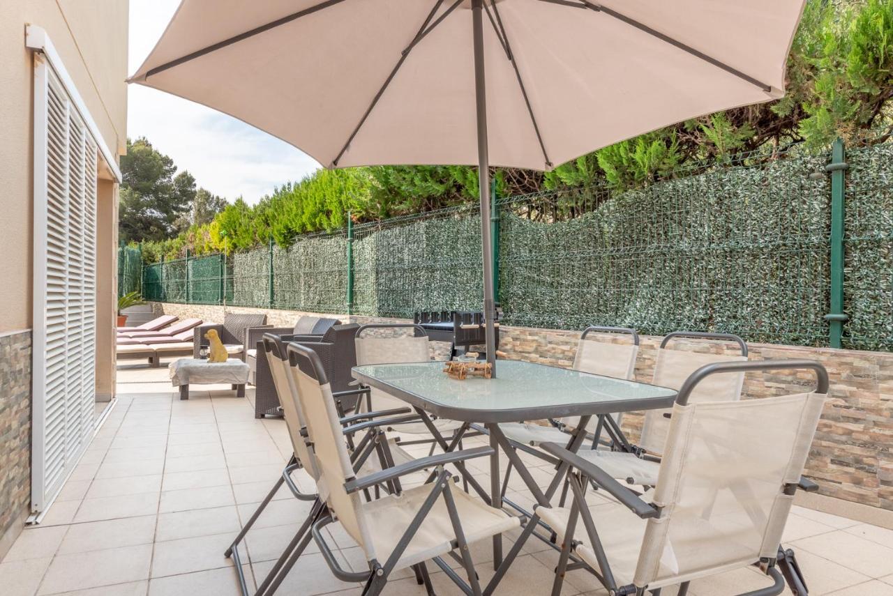 Holiday home Adosado Con Piscina