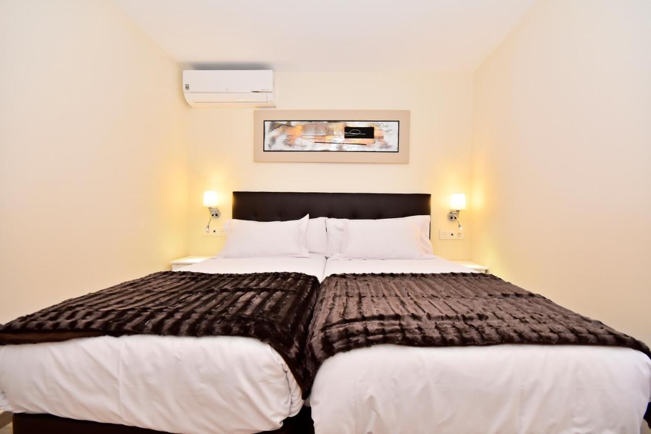 Gr Luxury First Line Apartment