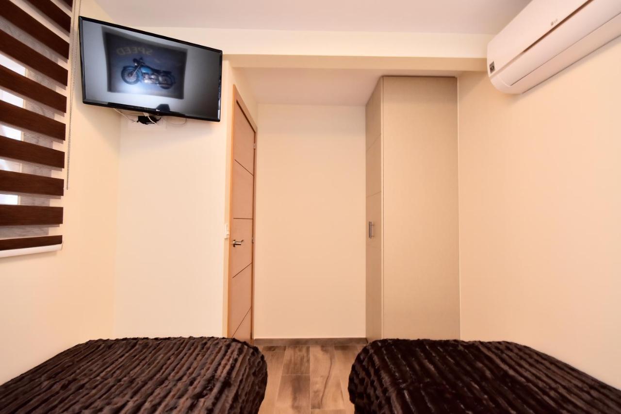 Apartment Gr Luxury First Line *