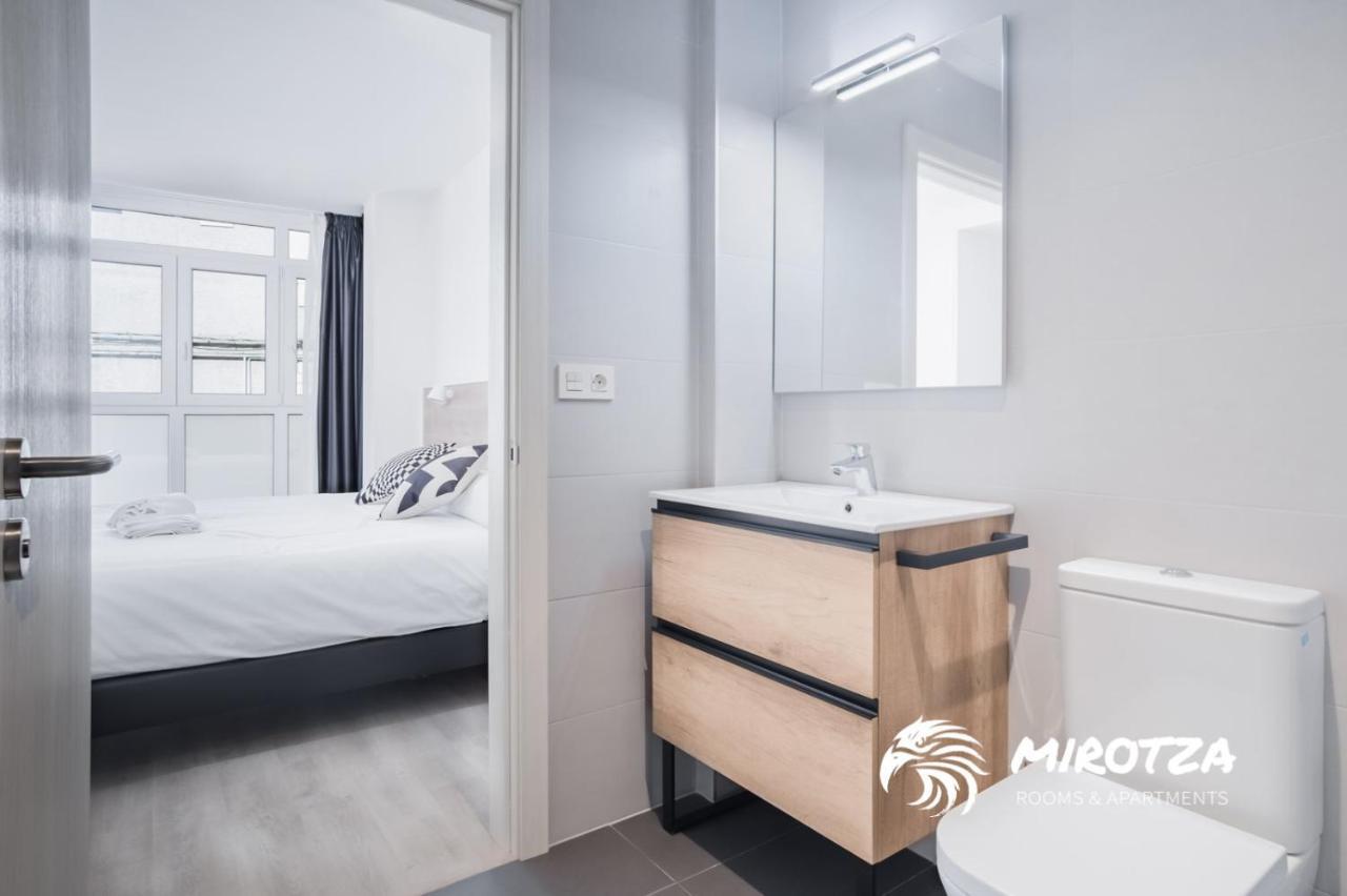 Apartahotel Mirotza And 3*