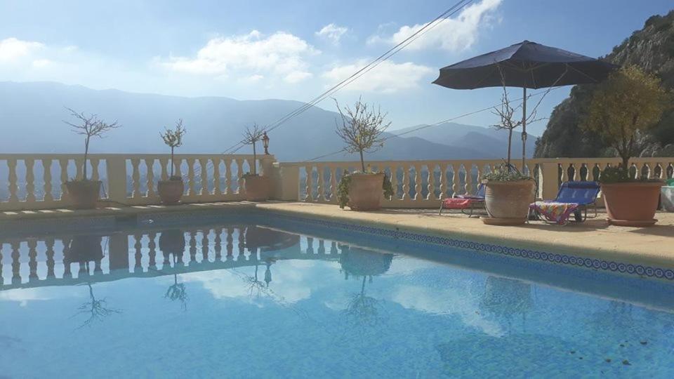 Romana Mountainside In Alcalali, Jalon Valley Apartment *