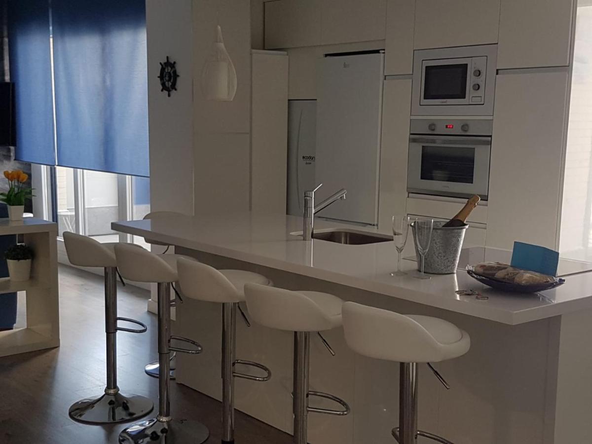 Apartamento ático De Lujo 90m De Terraza Y Jacuzzi Privado En Cabria, Almuñecar *