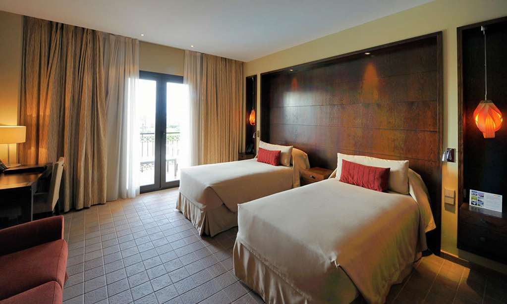 Doubletree By Hilton La Torre Golf Roldan