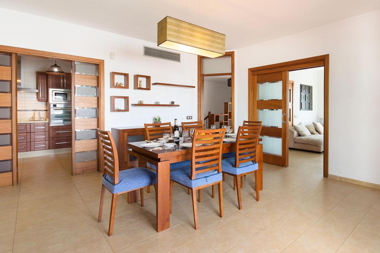 Casa Erasmo Villa *