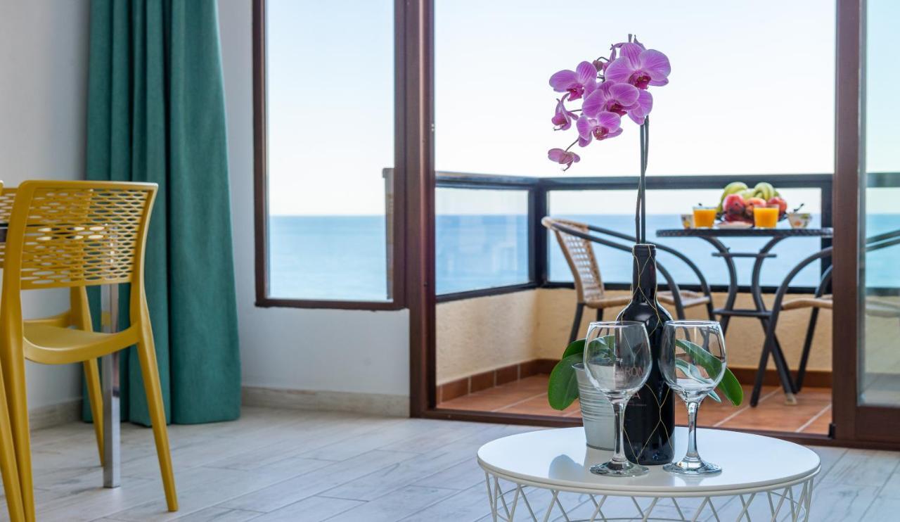 Beachfront With Sea Views Aloha Playa