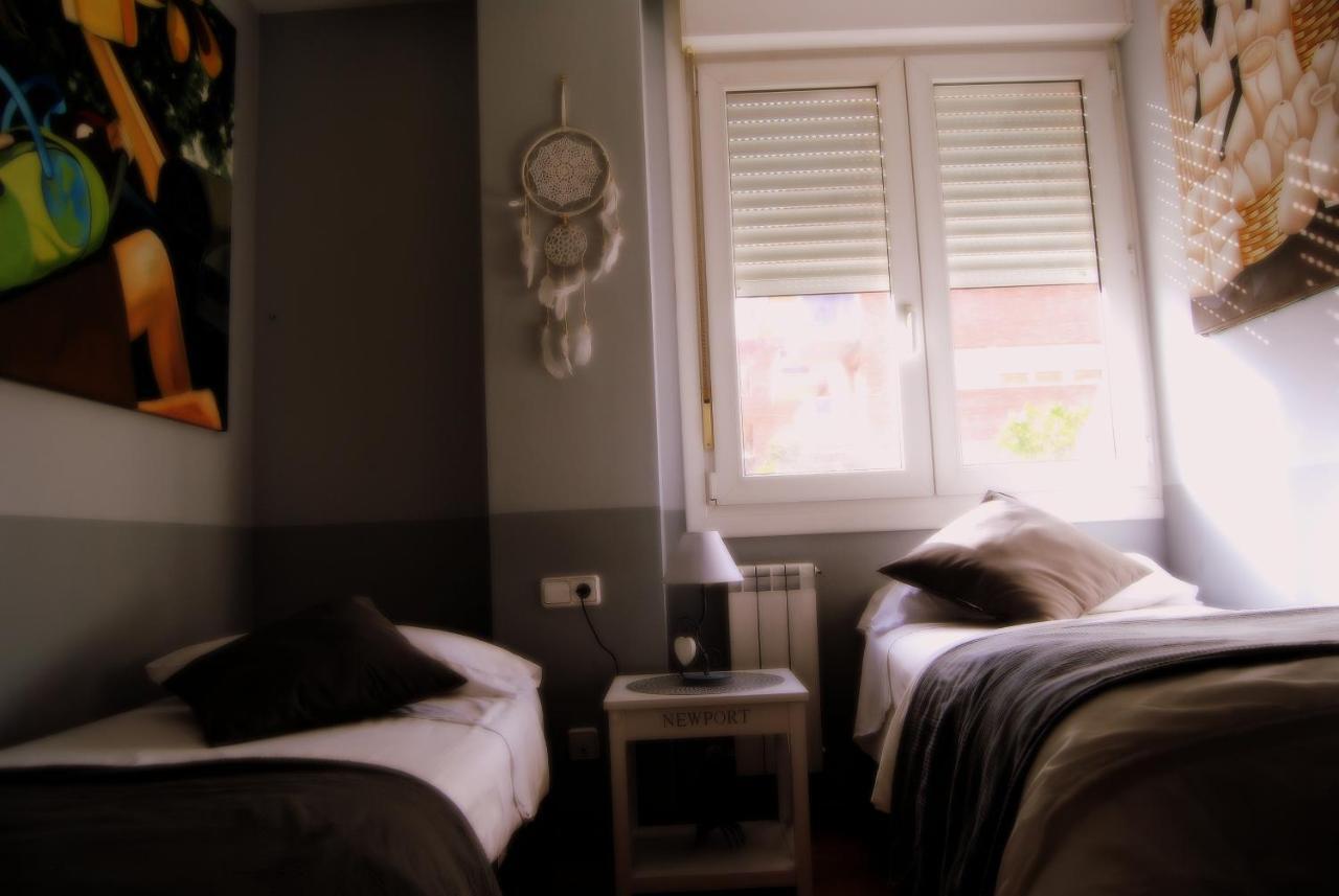 Bonito Duplex Con Piscina En Barcelona&playa Apartamento *