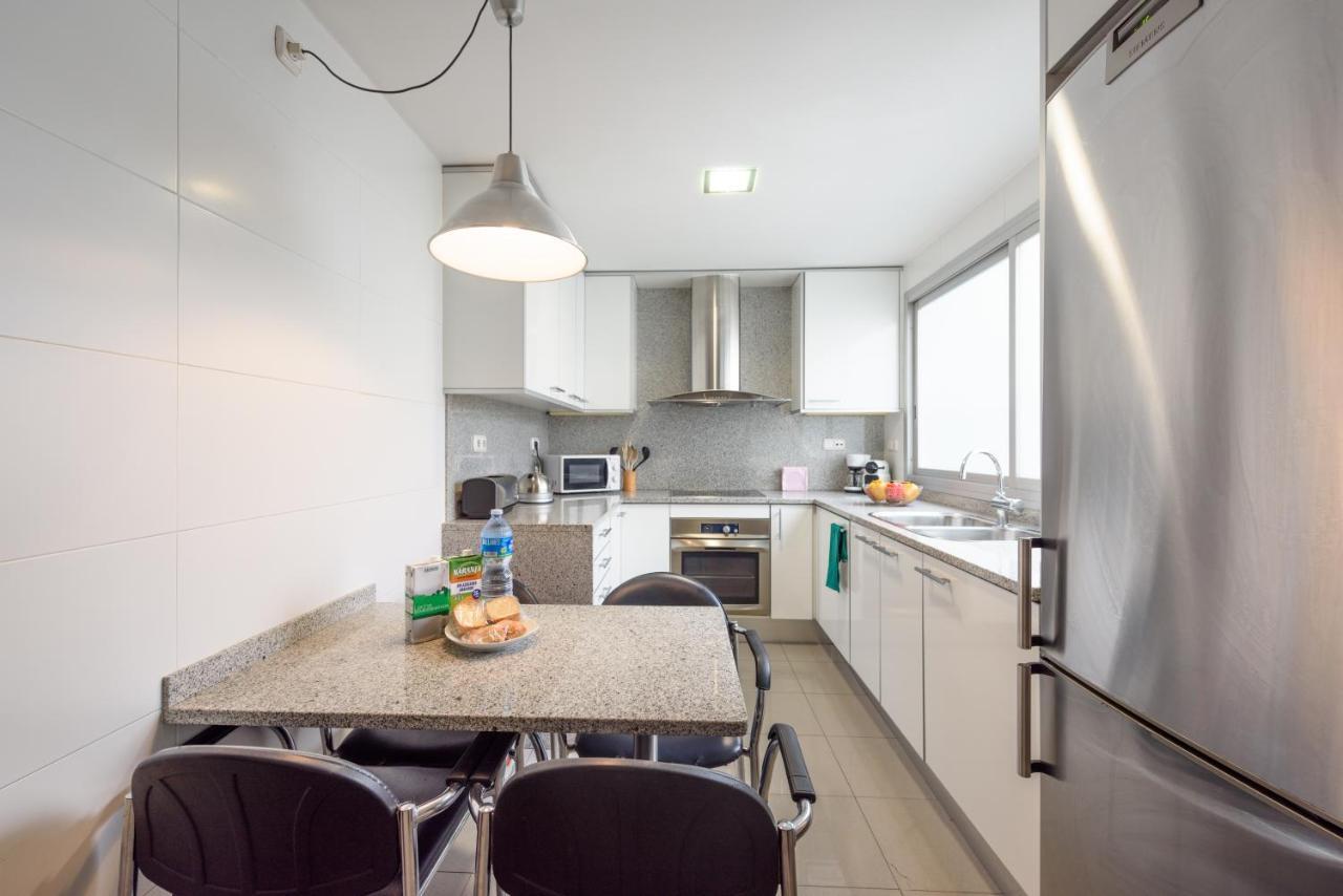 Ramblasrentals Stylish Bright 3br New Catalan Flat 10m Ramblas - Parking - Wifi Apartamento *