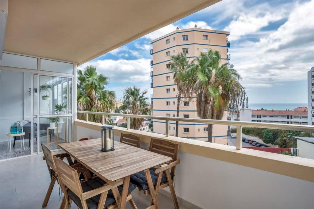 Apartamento Puertosol 33 - 2 Bed Apartment, Puerto Marina Benalmádena