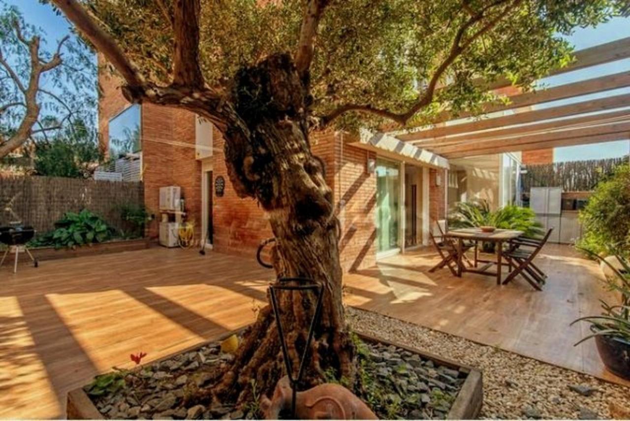 Bonito Duplex Con Piscina En Barcelona&playa Apartamento