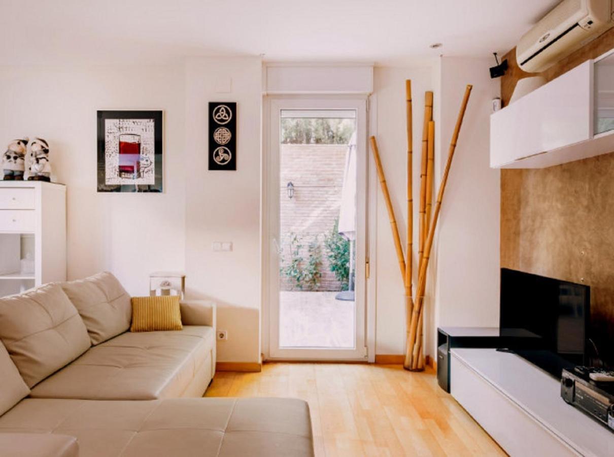 Apartamento Bonito Duplex Con Piscina En Barcelona&playa
