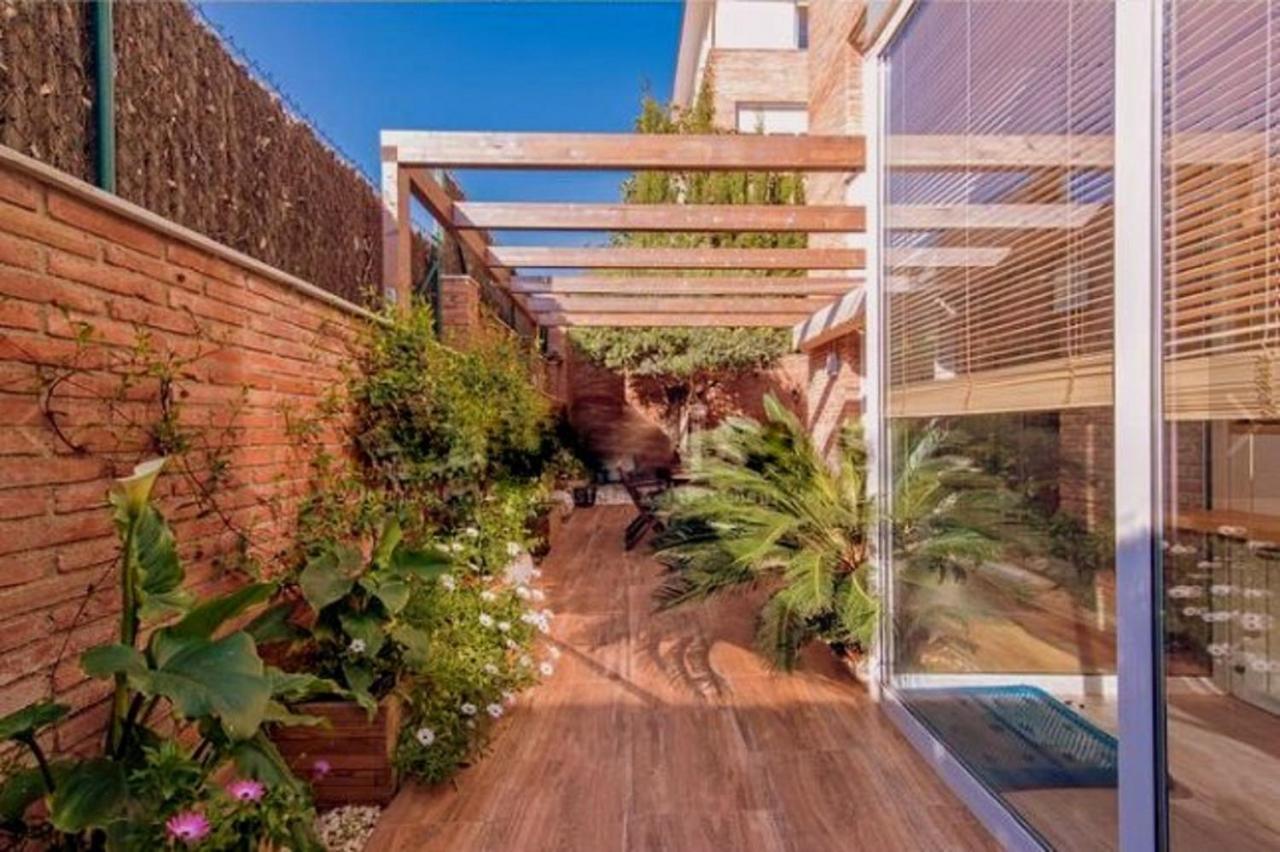 Bonito Duplex Con Piscina En Barcelona&playa Apartamento Tiana