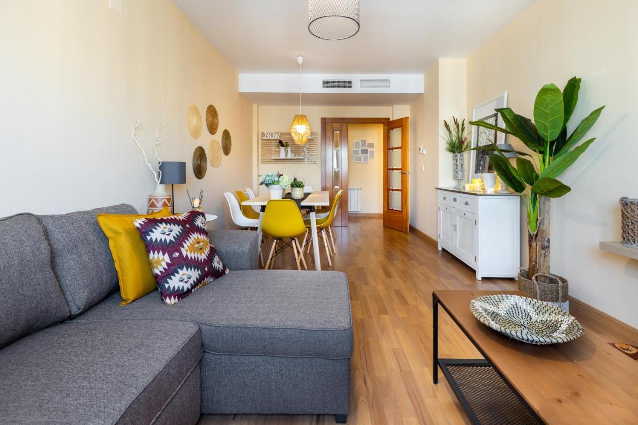 Apartamento Cris Ii,emir 1-piscina Gym & Parking, Parque De Las Ciencias *