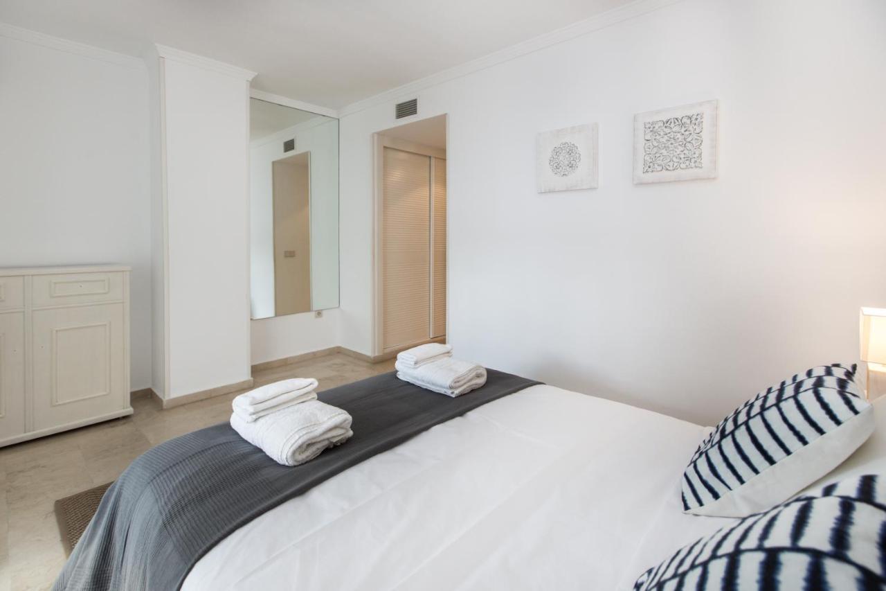 Apartment Awesome 2 Bedroom Apt With Pool And Parking In Puerto Banus - Rdr197 Marbella