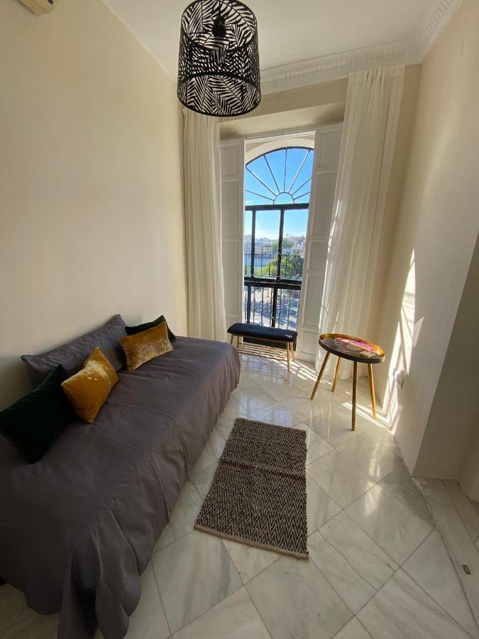 Apartment Paseo Colon Seville