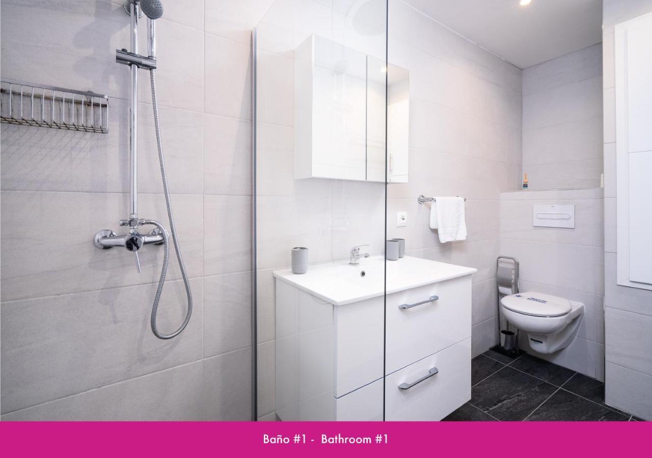 Apartment 2 Bedrooms In Center With Community Pool