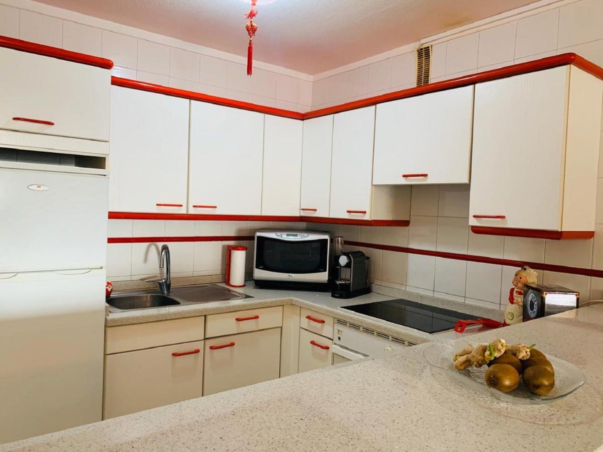 Apartment Views To The Infinite Sea In Cristianos Los Cristianos (Tenerife)