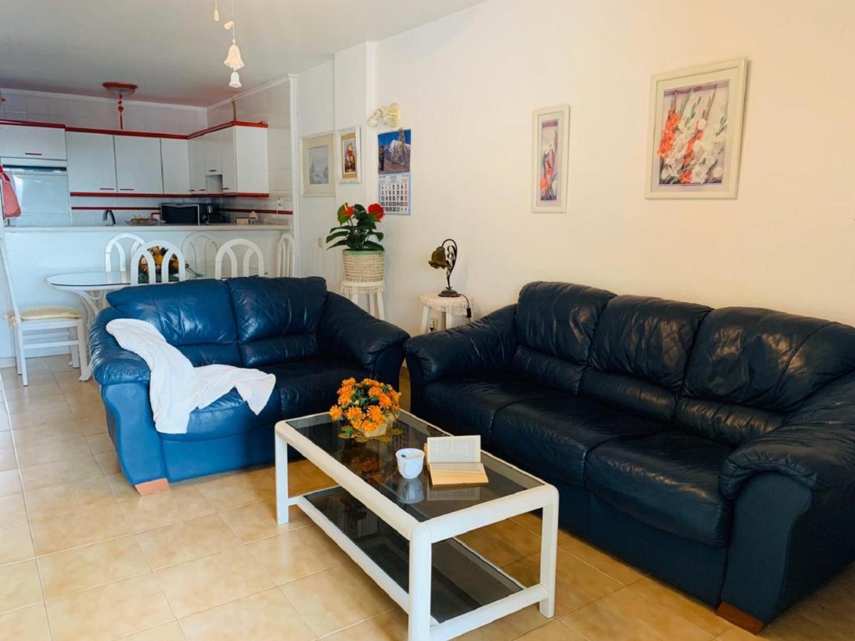Apartment Views To The Infinite Sea In Cristianos *