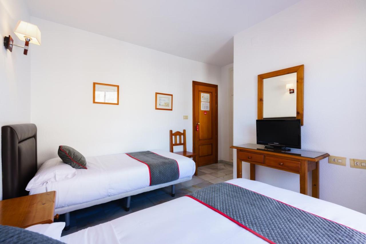 Hotel El Ancla *