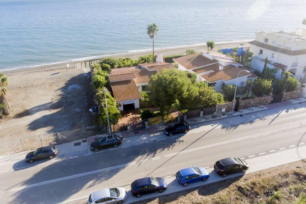 Alboran Beachfront 9pax * Torre de Benagalbon