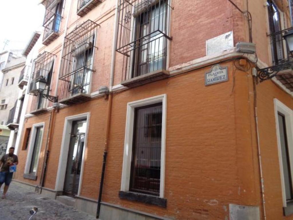 Ramirez 3000 * Granada