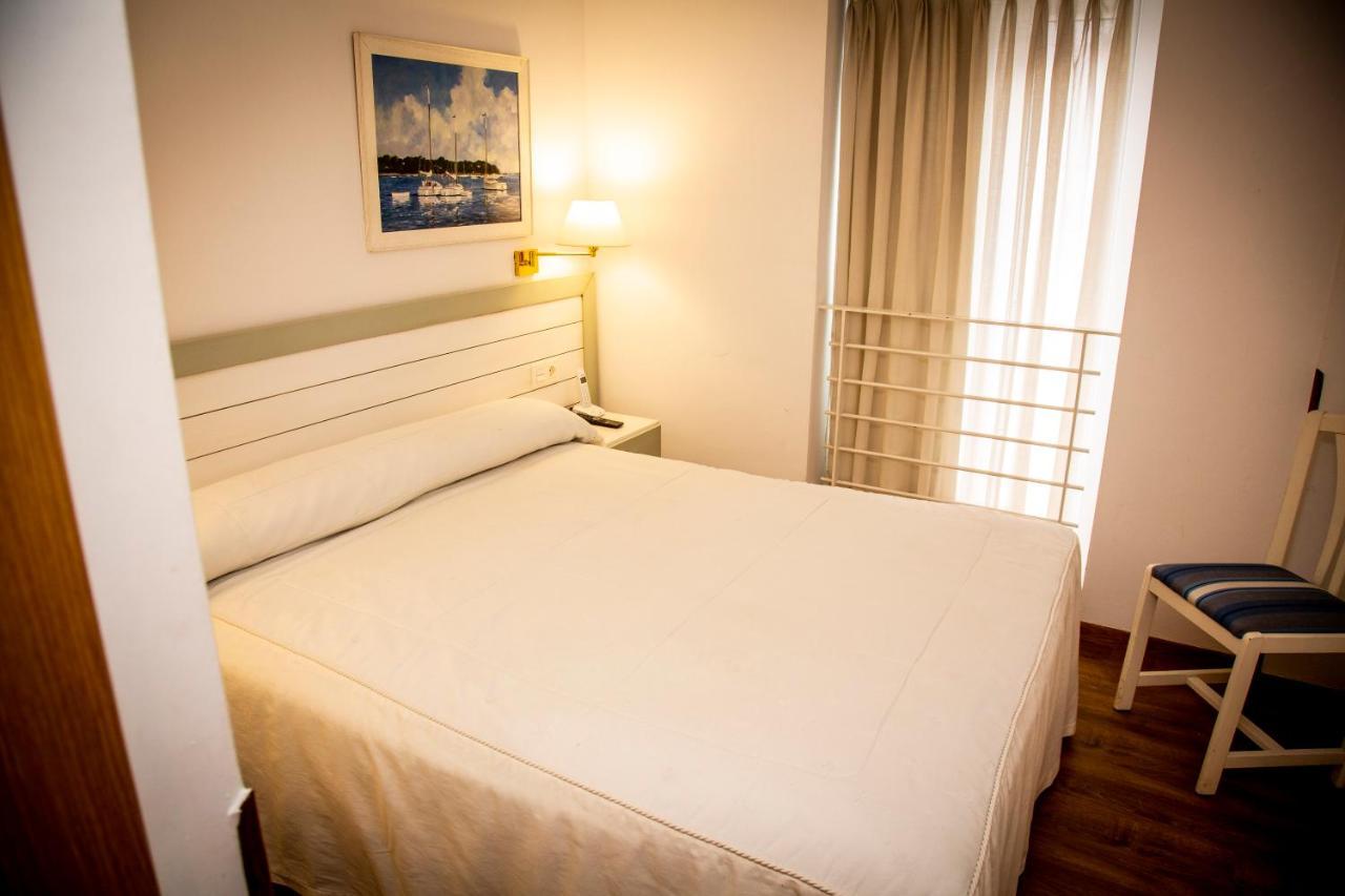 Isabel - Suarez Inclan 38 Guest house 2*