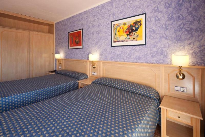 Hotel Cala San Miguel Ibiza, Curio Collection By Hilton, Adults Only Port de Sant Miguel