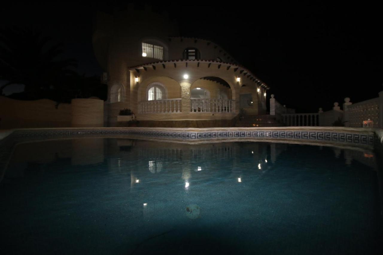 Costa - Castillo Holiday home *