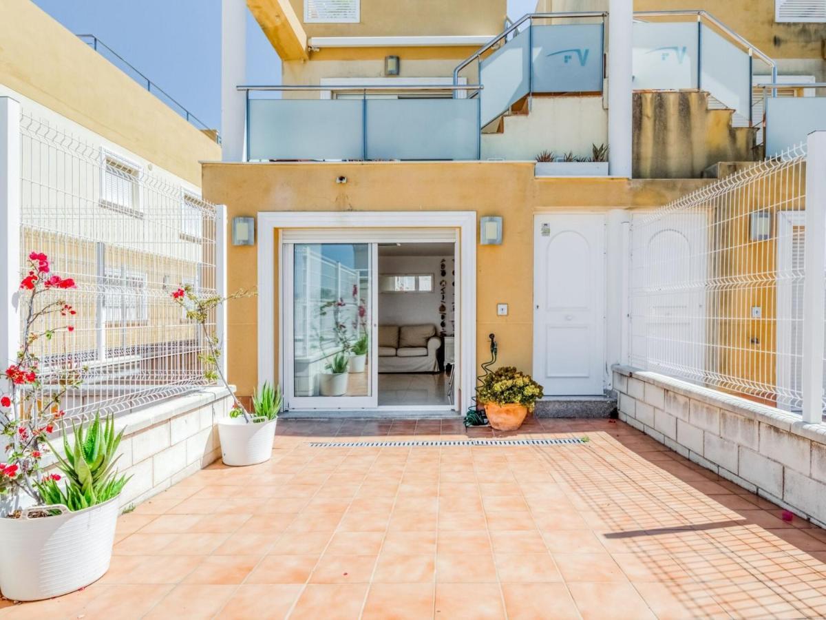 Spacious In With Swimming Pool Holiday home
