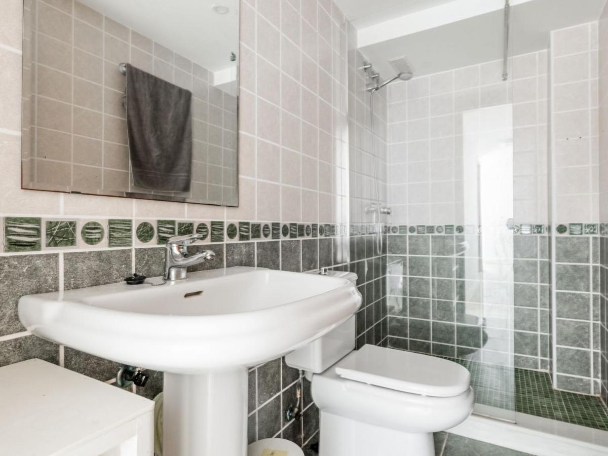 Holiday home Spacious In With Swimming Pool *