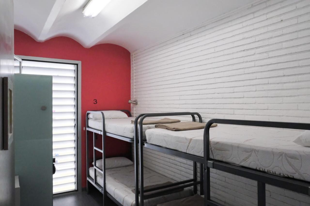Hellobcn Youth Hostel